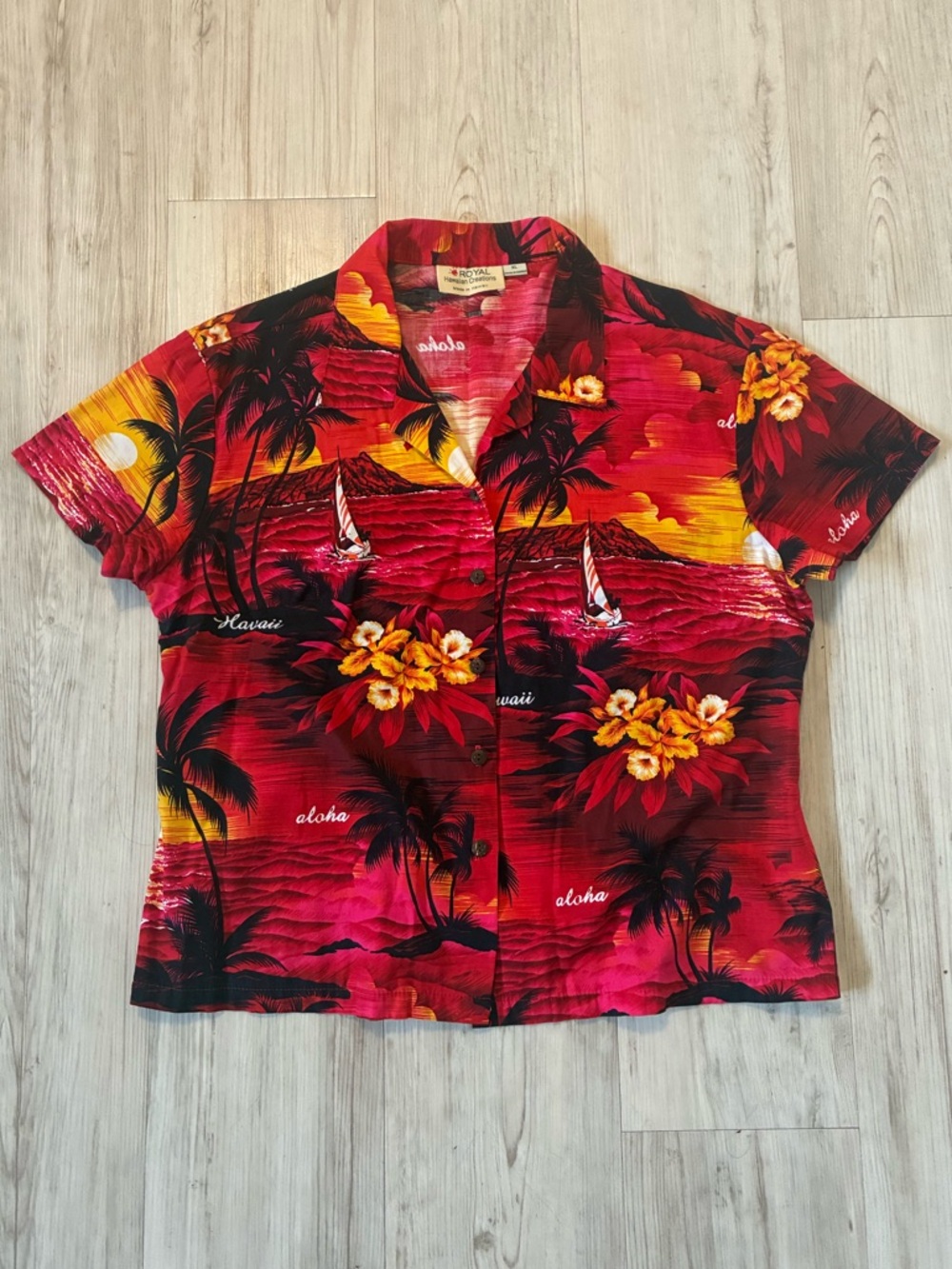Royal Hawaiian Creations Sunset Tropical Alopha Shirt